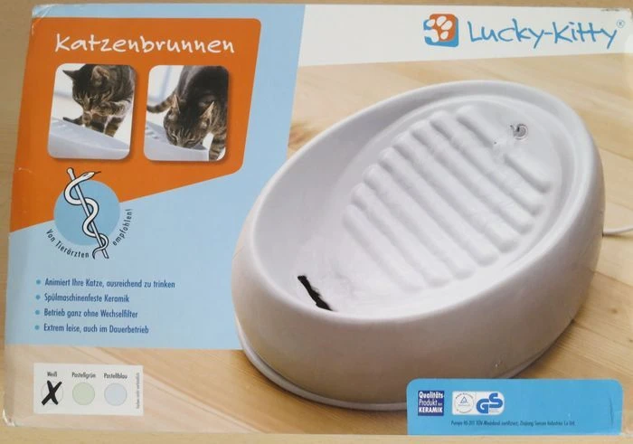 Lucky-Kitty Keramik Trinkbrunnen (verschiedene Farben), 1.5l