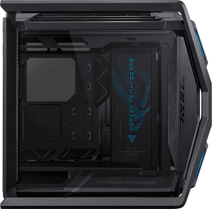ASUS ROG Hyperion GR701 BTF Edition, Glasfenster