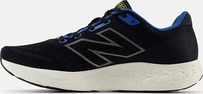 New Balance Fresh Foam 680v8 black/blue agate/ginger lemon (Herren)