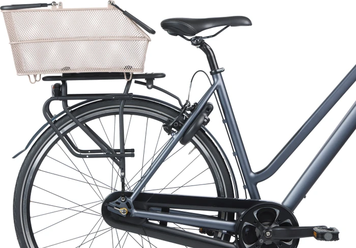 Basil Cento MIK Fahrradkorb nude metallic