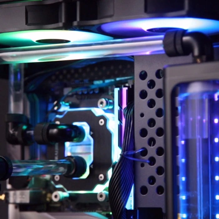 Raijintek Paean Mini, Glasfenster, Mini-ITX