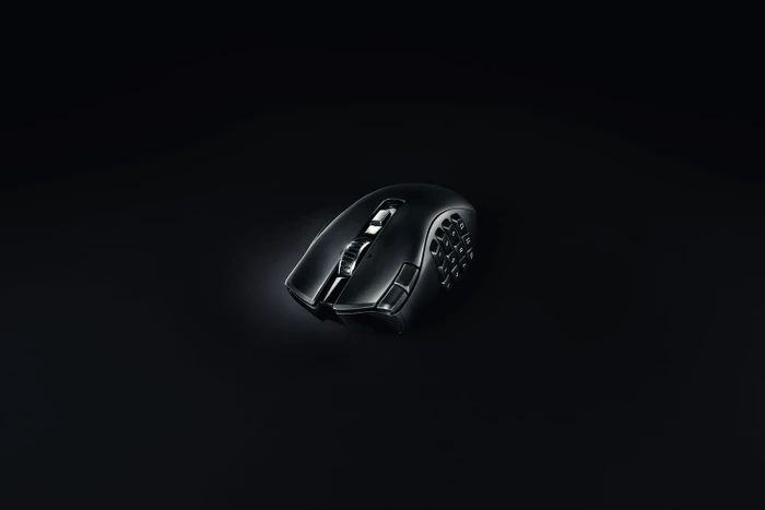 Razer Naga V2 HyperSpeed Wireless, USB/Bluetooth