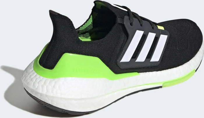 adidas Ultraboost 22 core black/cloud white/solar green (Herren)