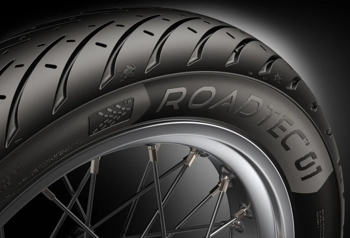 Metzeler Roadtec 01 110/90 18 61H TL