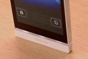 Sony Xperia S weiß