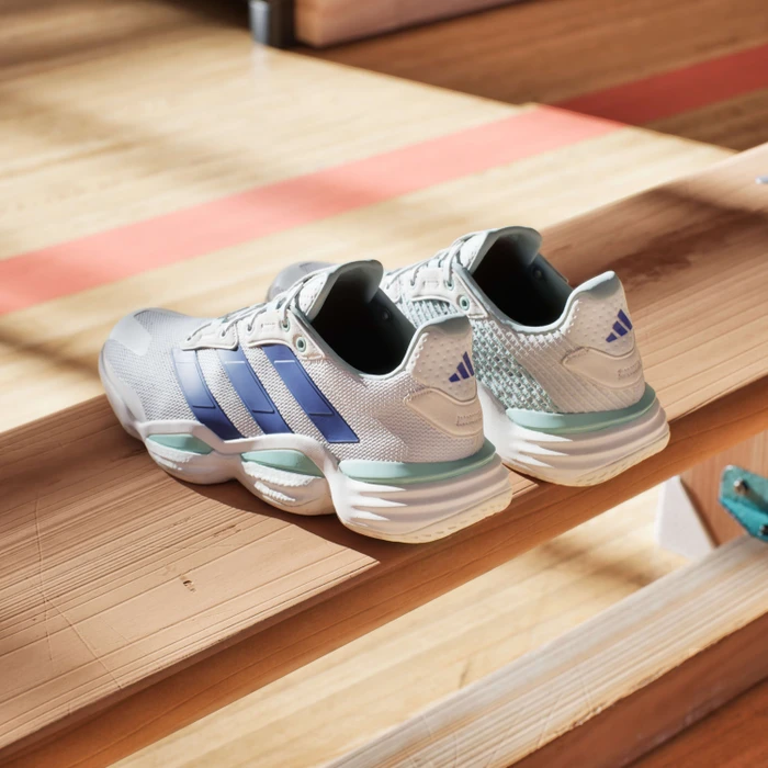 adidas Stabil 16 Indoor cloud white/lucid blue/semi flash aqua