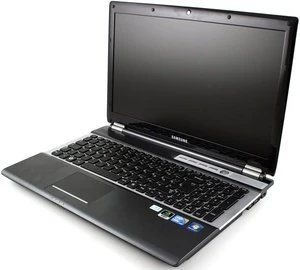 Samsung RF510, Core i5-460M, 4GB RAM, 500GB HDD, GeForce GT 330M, DE