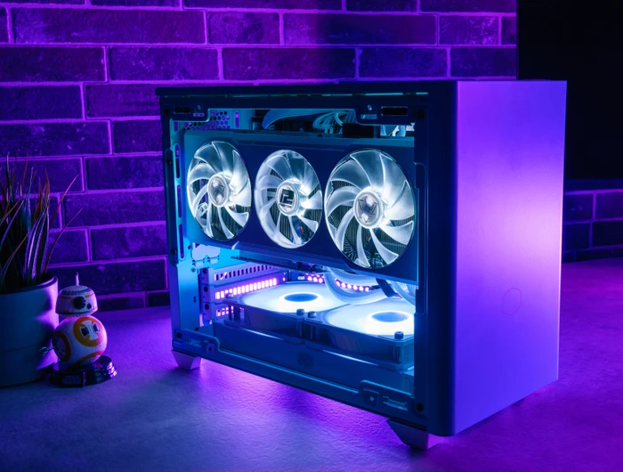Cooler Master MasterBox NR200P Color Edition Caribbean Blue, Glasfenster, Mini-ITX