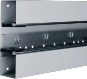 Hager Brüstungskanal-Unterteil frontrastend Stahl BRS 70x210mm Oberteil 80mm verzinkt