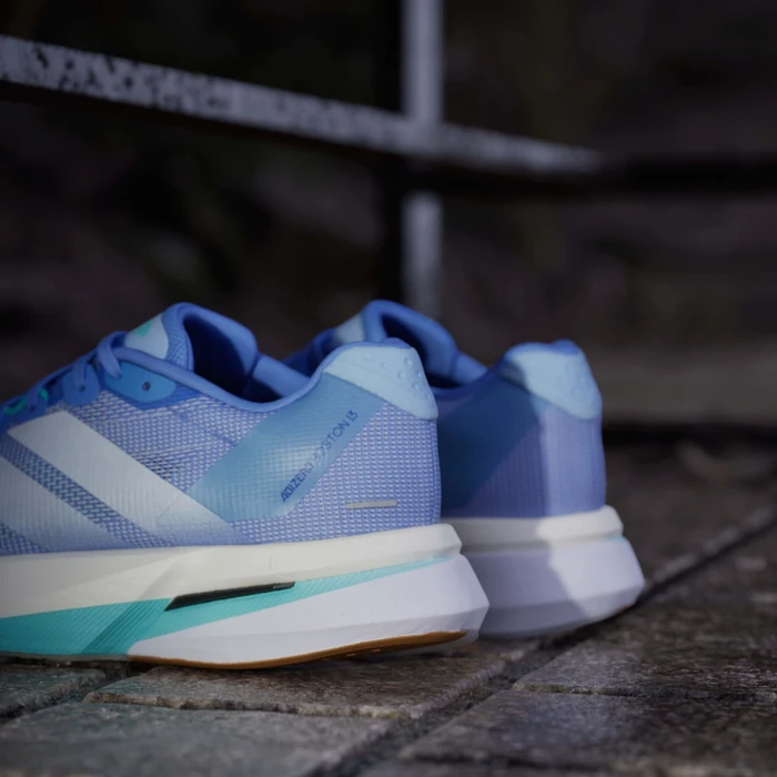 adidas Adizero Boston 13 blue fusion/zero metalic/glow blue (Damen)