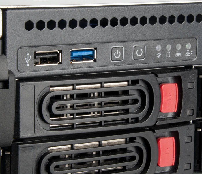 SilverStone RM43-320-RS, Rackmount Storage, schwarz/grau, 4HE, ATX