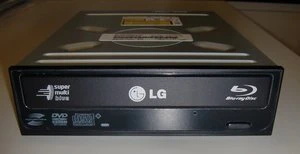 LG CH08NS10, SATA, retail