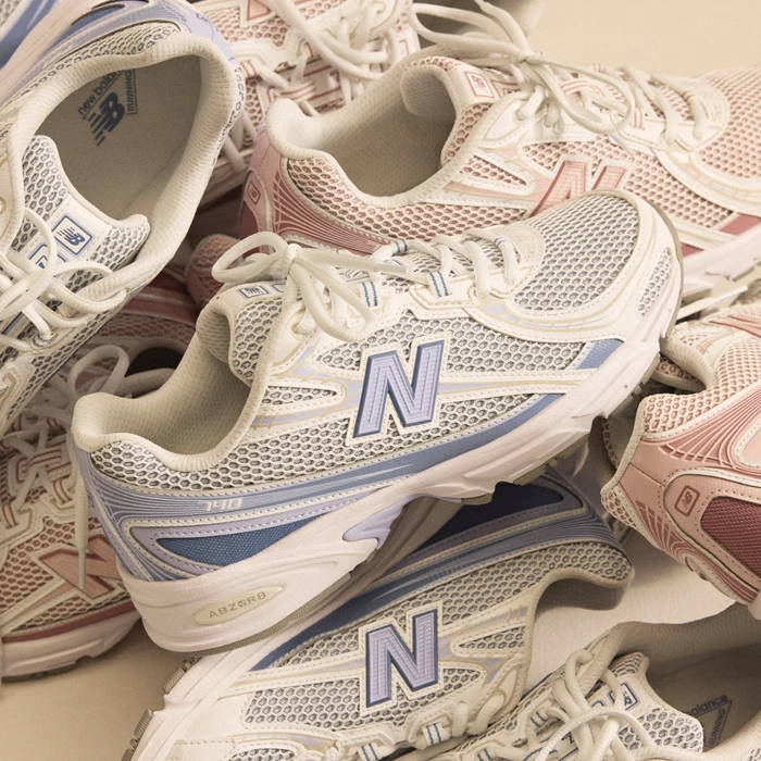 New Balance 740 fairweather blue/white