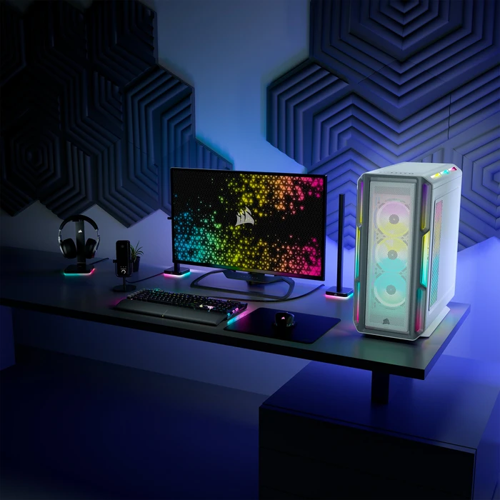 Corsair iCue 5000T RGB TG, weiß, Glasfenster