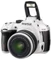 Pentax K-50 weiß mit Objektiv smc DA 18-55mm 3.5-5.6 AL WR und smc DA 50-200mm 4.0-5.6 ED WR Vorschaubild
