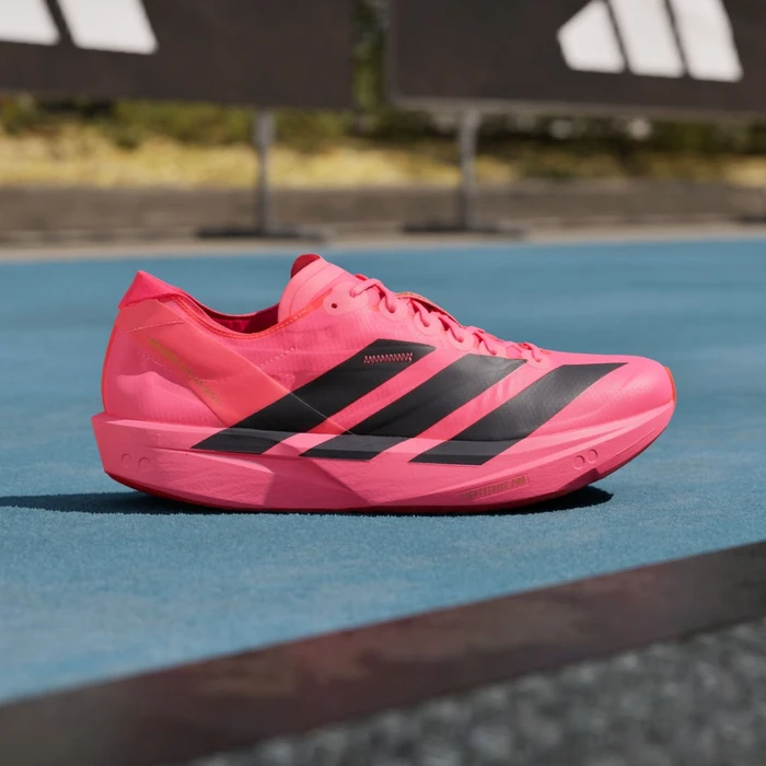 adidas Adizero Takumi Sen 11 solar turbo/core black/lucid red (Herren)