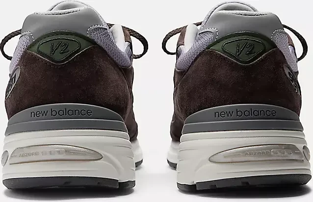 New Balance Made in UK U991v2 licorice/lavender gray/douglas fir