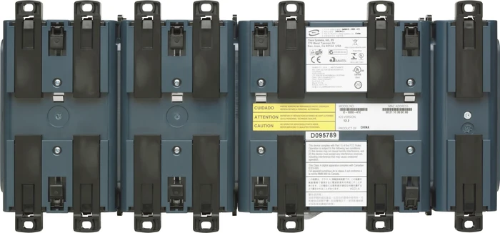 Cisco IE 3000 LAN Base Industrial Railmount Managed Switch, 4x RJ-45, 2x RJ-45/SFP, 2x Erweiterungsslot