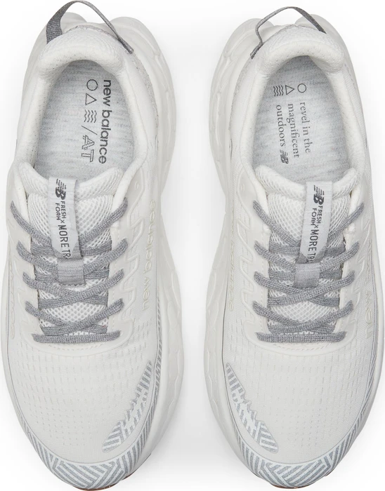 New Balance Fresh Foam X Trail More v3 white/turtledove (Damen)