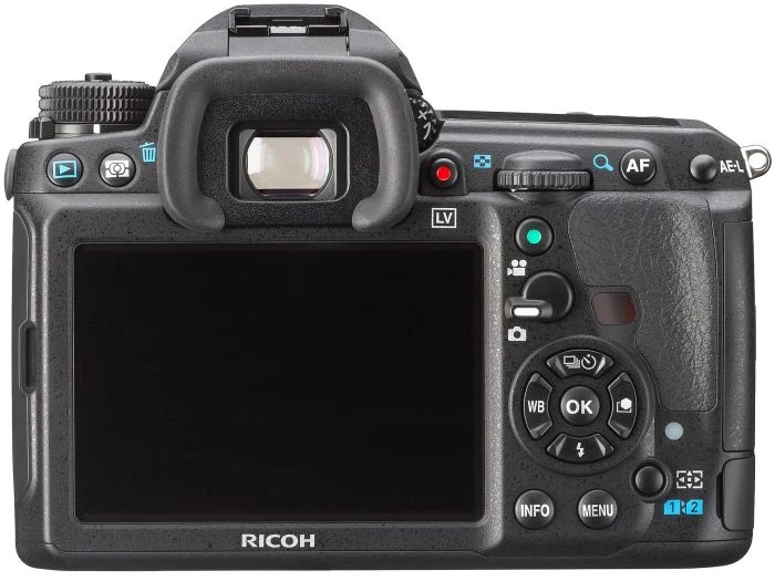 Pentax K-3 schwarz mit Objektiv smc DA 18-55mm 3.5-5.6 AL WR