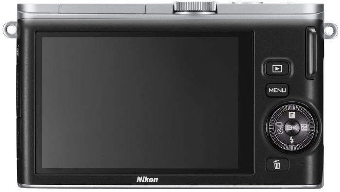 Nikon 1 J3 silber mit Objektiv 1 NIKKOR 10-30mm 3.5-5.6 VR
