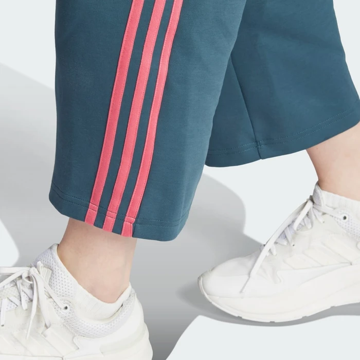 adidas Future Icons 3-Streifen Trainingshose lang arctic night (Damen)