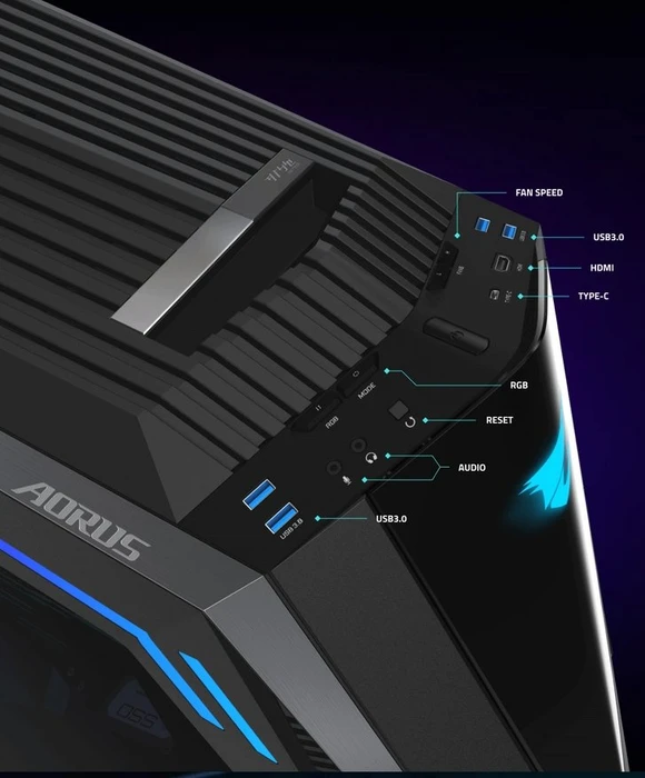 GIGABYTE AORUS C700 Glass, Glasfenster