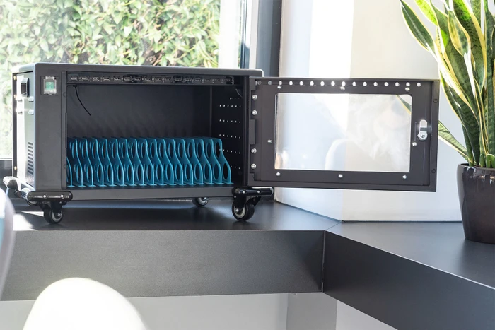 Digitus Mobiler Ladeschrank, für Tablets, 13 Geräte bis 13"