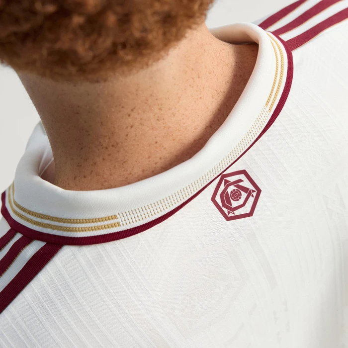 adidas FC Arsenal Authentic 2025/2026 Ausweichtrikot kurzarm cloud white/team coll burgundy 2 (Herren)