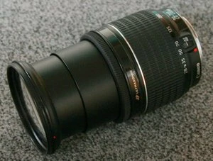 Canon EF 28-200mm 3.5-5.6 USM