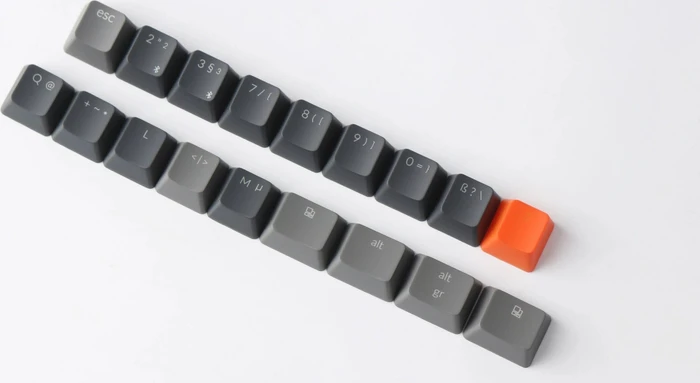 Keychron K8, 80% TKL, LEDs weiß, schwarz, Gateron BROWN, USB/Bluetooth, DE
