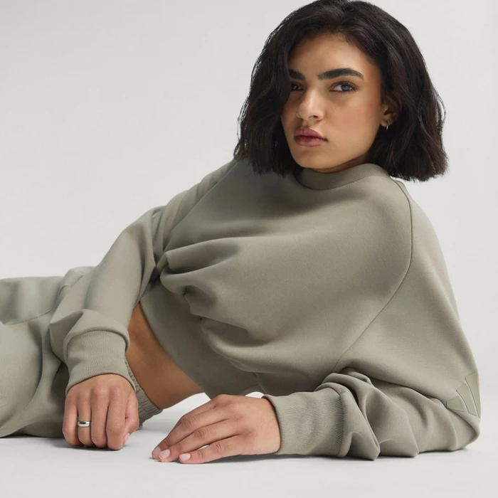 adidas Weiches Lux Loose Sweatshirt silver pebble (Damen)