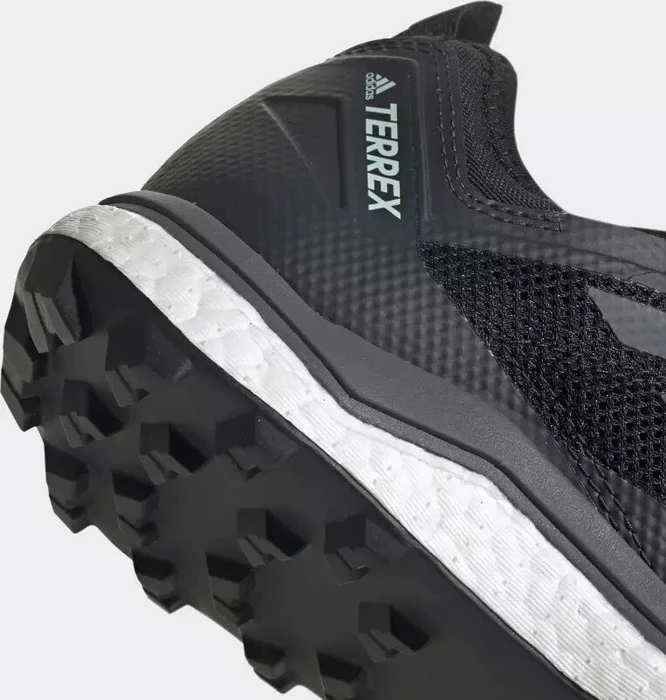 adidas Terrex Agravic XT GTX core black/grey five/ash green (Damen)