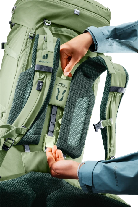 Deuter Aircontact Core 55+10 SL grove/ivy (Damen)
