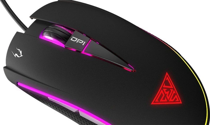 Gamdias Zeus E2, USB
