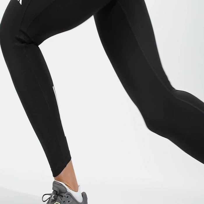 adidas Own the Run Laufhose 7/8 black (Damen)