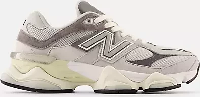 New Balance 9060 rain cloud/castlerock/white