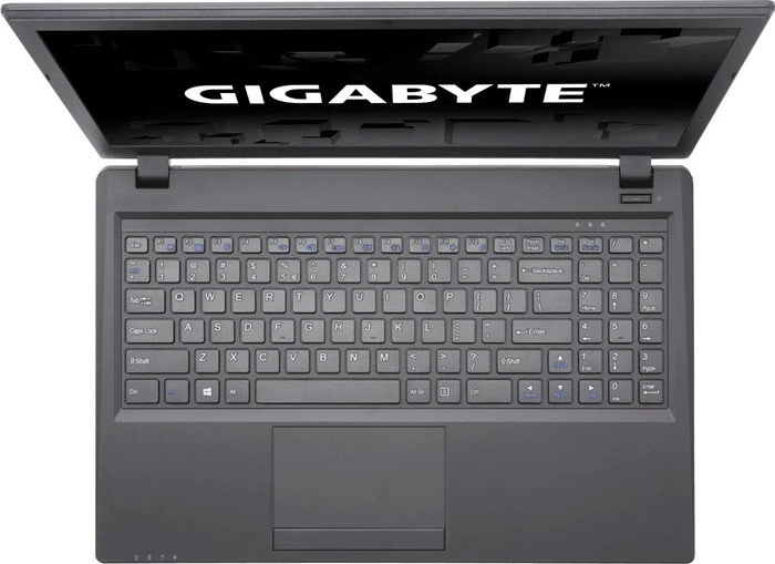 GIGABYTE P15F v5, Core i5-6300HQ, 8GB RAM, 1TB HDD, GeForce GTX 950M, DE