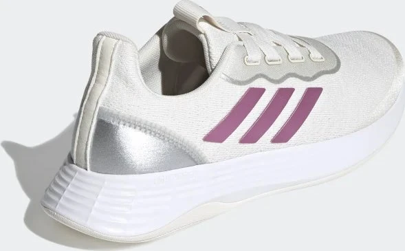 adidas QT Racer Sport chalk white/cherry metallic/silver metallic (Damen)