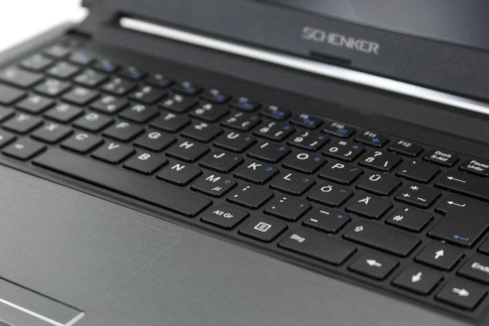 Schenker Slim S405-1AM, Core i5-5200U, 4GB RAM, 500GB HDD, DE