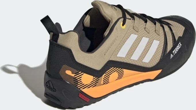 adidas Terrex Swift Solo beige tone/grey one/flash orange