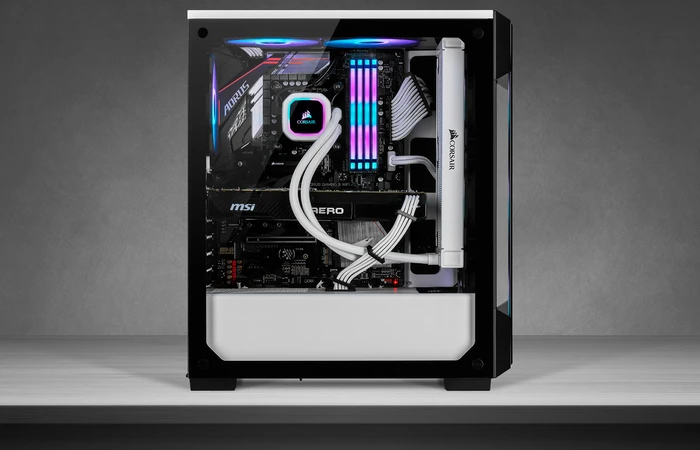 Corsair iCue 220T RGB, weiß, Glasfenster