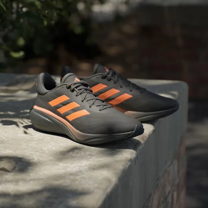 adidas Supernova 3 core black/impact orange/cloud white (Herren)