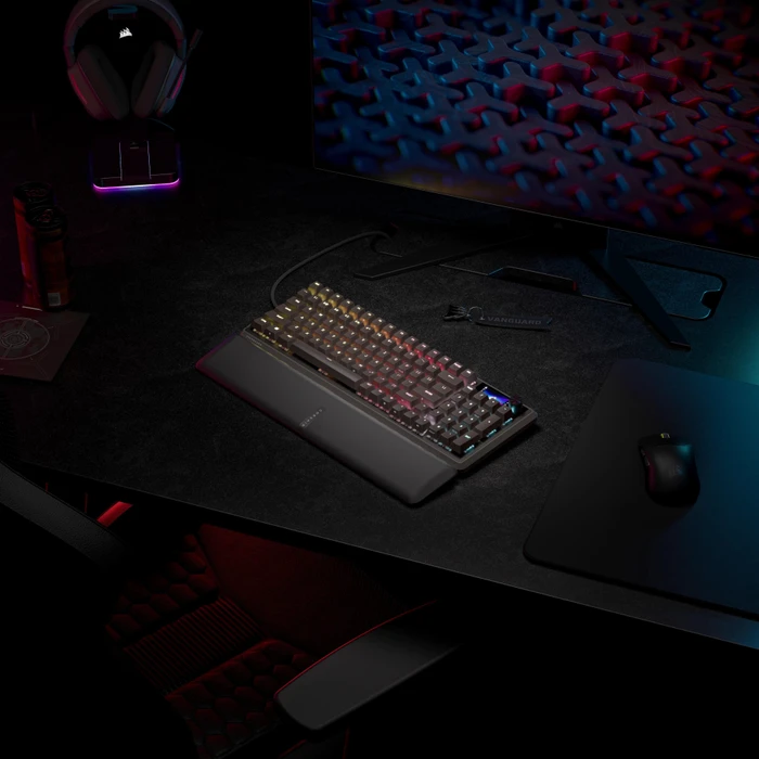 Corsair Vanguard PRO 96 Hall Effect, schwarz, LEDs RGB, Corsair MGX Hyperdrive, USB, US