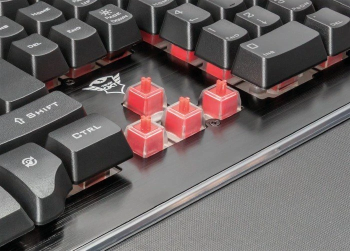 Trust Gaming GXT 860 Thura, LEDs RGB, USB, DE