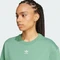 adidas Essentials Boyfriend T-Shirt kurzarm preloved green (Damen) Vorschaubild
