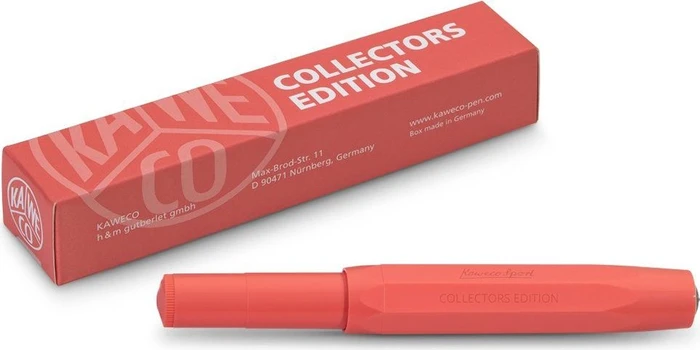 Kaweco Skyline Sport Collectors Edition coral, rechte Hand, breit
