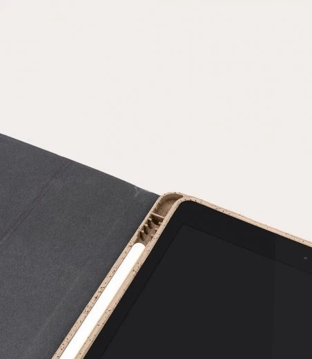 Tucano Verde biodegradable Case für Apple iPad (7/8/9.Gen) 10.2", schwarz