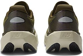 New Balance FuelCell Rebel v5 woodland/shipyard/silver metallic (Damen)