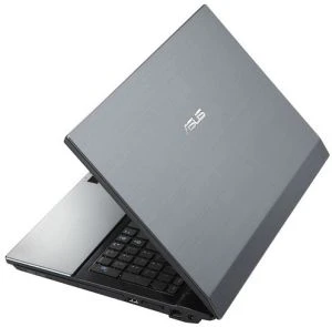 ASUS P52F-SO167V, silber, Core i3-370M, 4GB RAM, 320GB HDD, DE